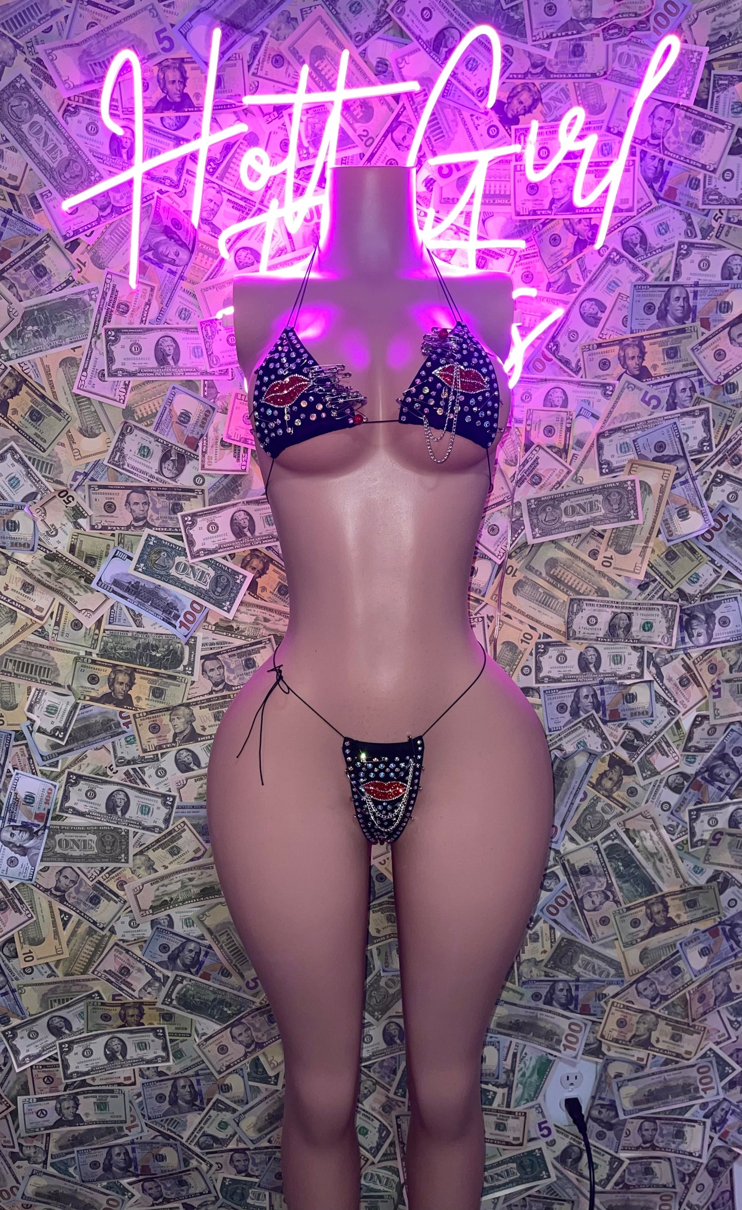 LIP SERVICE 1 | XXS MICRO